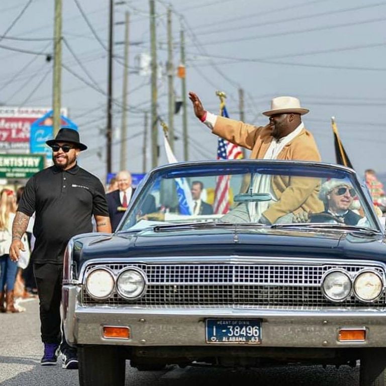 Sanchez Tanniehill Alabaster Christmas Parade Grand Marshall 2021